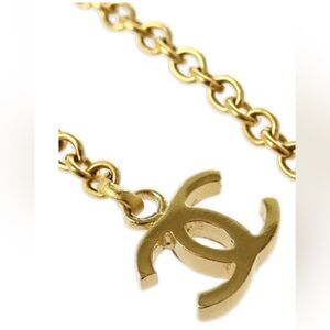 CHANEL Pre-Owned
2002 chain fringe hair comb
Vintage